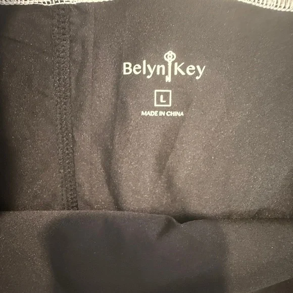 Belyn Key Women’s Golf Camouflage Top with Black Skirt - Picture 6 of 8